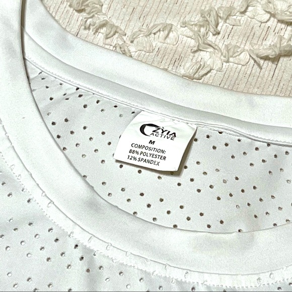 ZYIA Medium White Mesh Tank Top - Picture 3 of 5